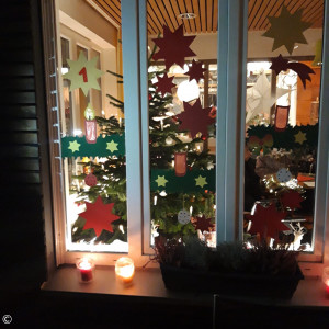 Lebendiger Adventskalender 2019 1. Dezember Haus Perlenbach